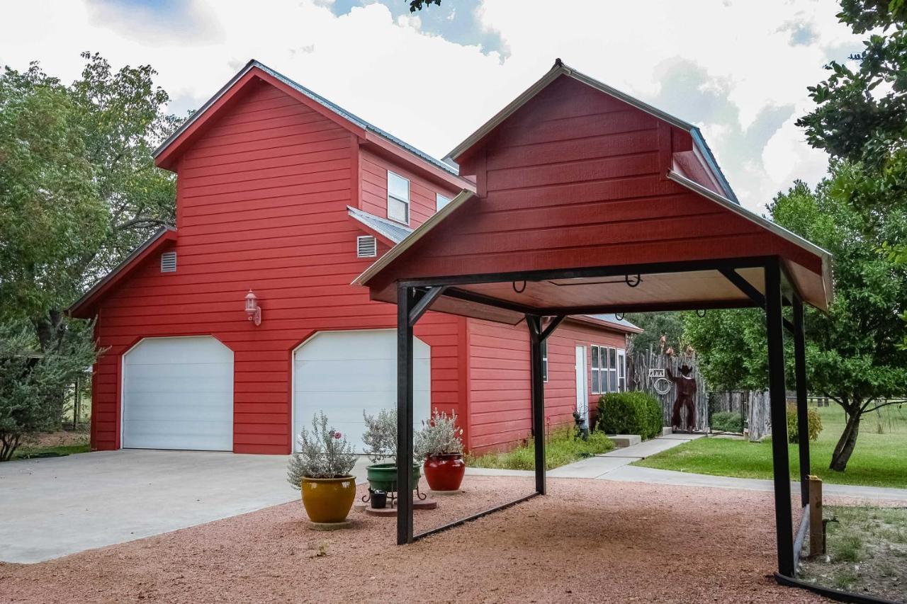 Villa Ark Bunkhouse Fredericksburg Hideaway With Hot Tub Exterior foto