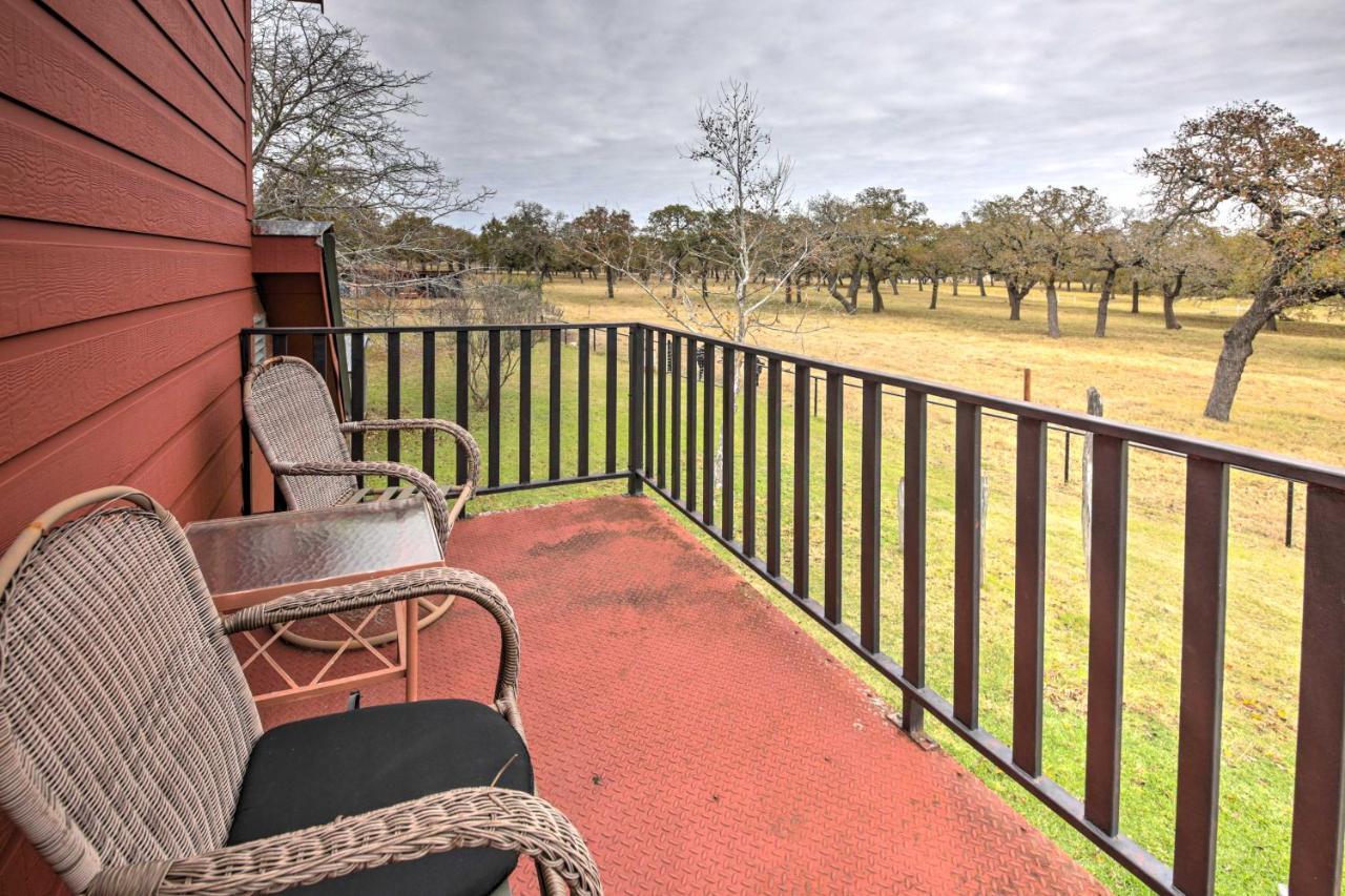 Villa Ark Bunkhouse Fredericksburg Hideaway With Hot Tub Exterior foto
