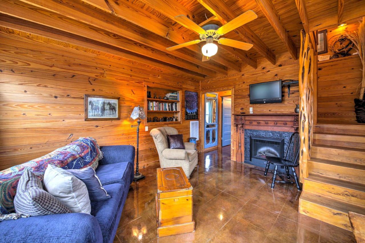 Villa Ark Bunkhouse Fredericksburg Hideaway With Hot Tub Exterior foto